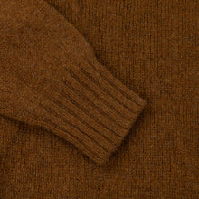 BROWN KNITTED LONG SLEEVE SHETLAND POLO SWEATER WITH SPORTS COLLAR AND BUTTONS