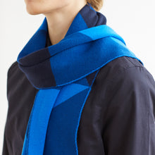 CHART SCARF - BLUE